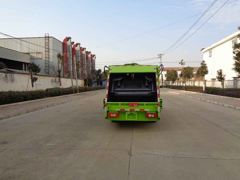 XZL5046ZYS6型壓縮式垃圾車