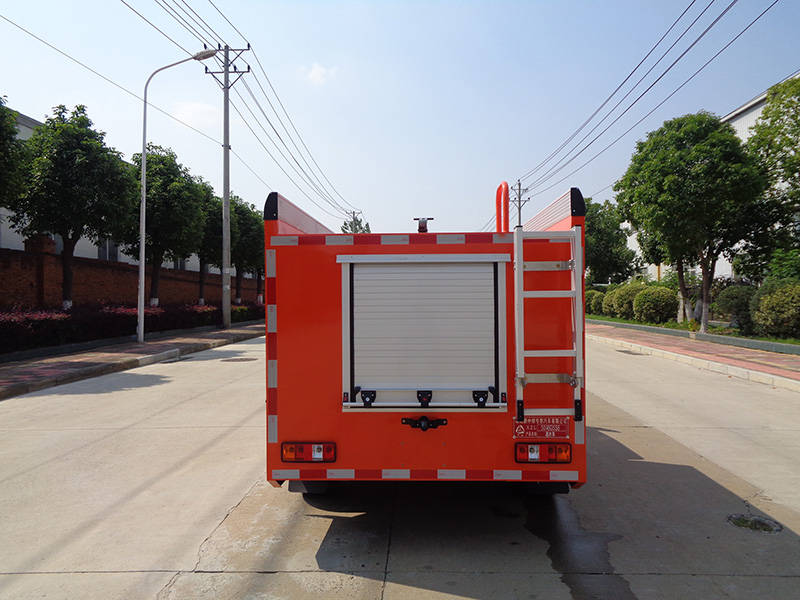 XZL5046GSS6型灑水車