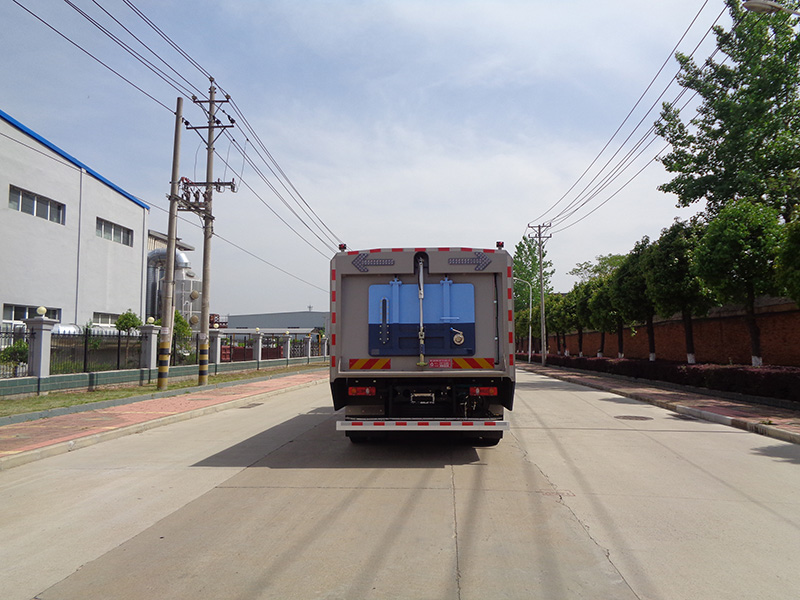 XZL5181TXSBEV型純電動洗掃車