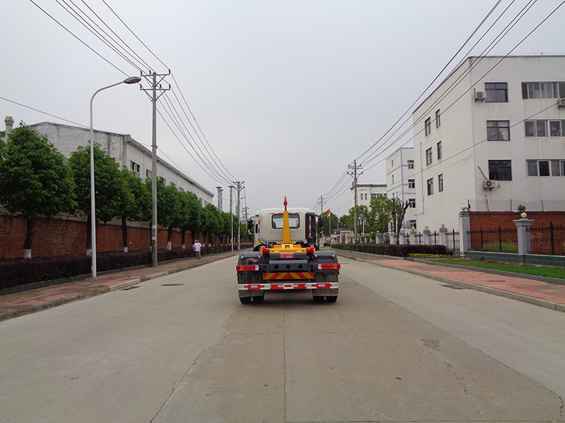 XZL5184ZXX6型車廂可卸式垃圾車